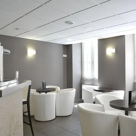 Du Commerce Hotell 2*