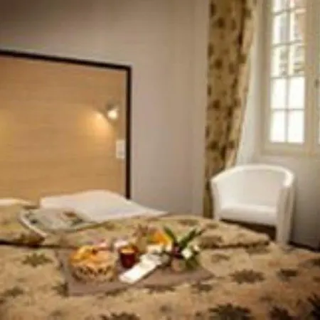 Hotell Du Commerce Navarrenx